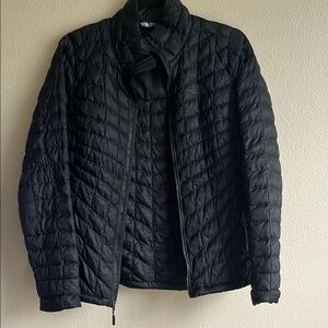 The North Face Women’s Thermoball Quilted Jacket, Small